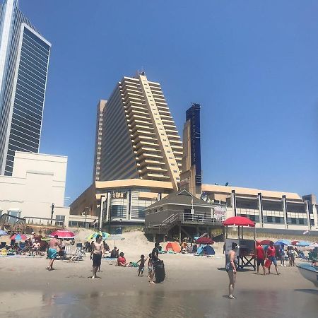 Huge Beachfront Condo Cozysuites At Showboat Atlantic City Exterior photo